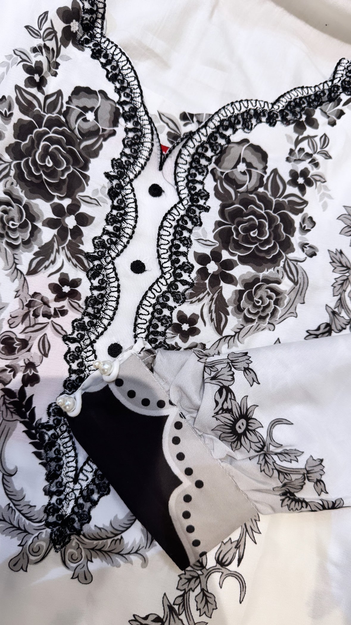flower emroidery lawn co-ord
