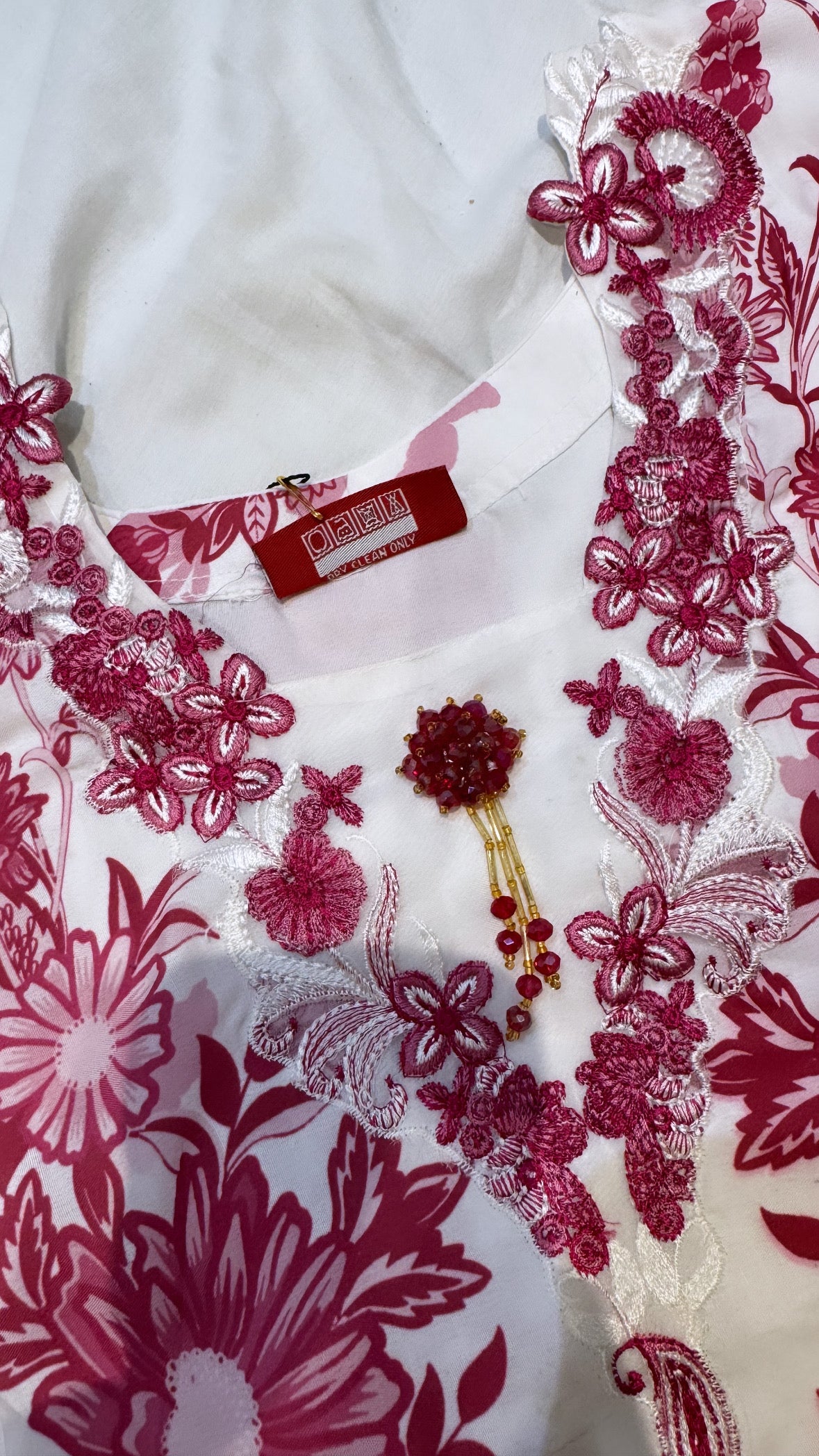 flower emroidery lawn co-ord