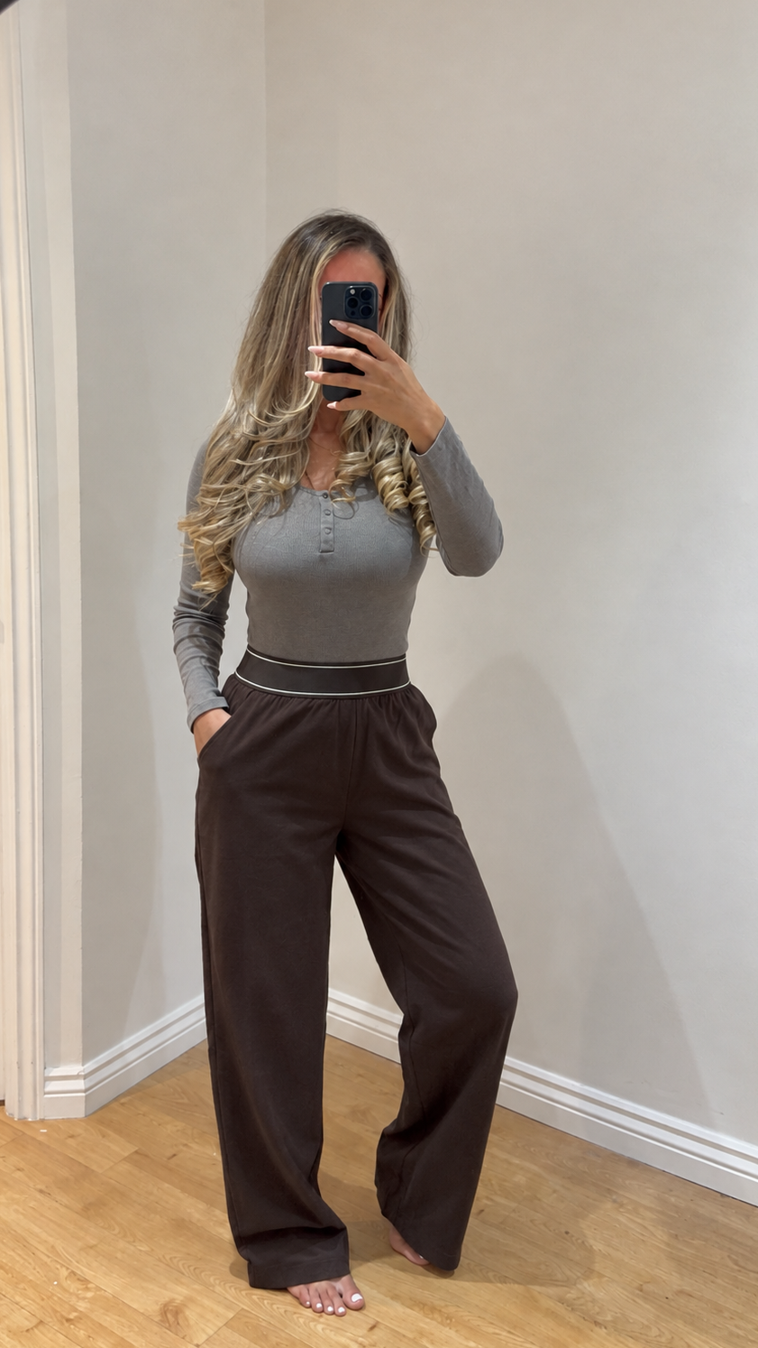 Elora Essential Trousers